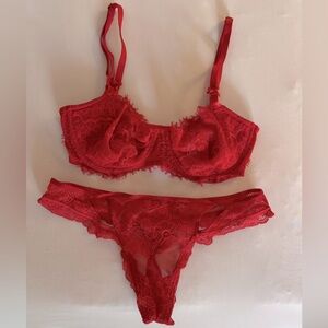 Lace bra and panty set